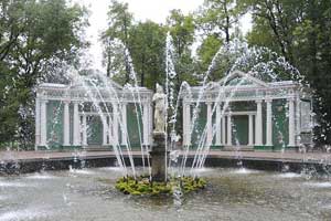 фонтан Адам в Петергофе